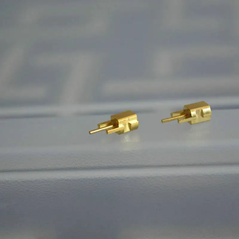 MMCX メスプラグコネクタイヤホンアダプタピンスタンド Shure SE535