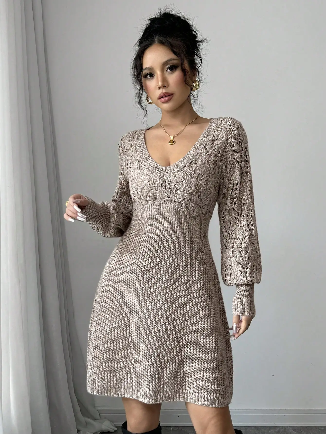 Vestido feminino outono/inverno de malha manga comprida com decote em coração curto suéter, cor sólida feminina V