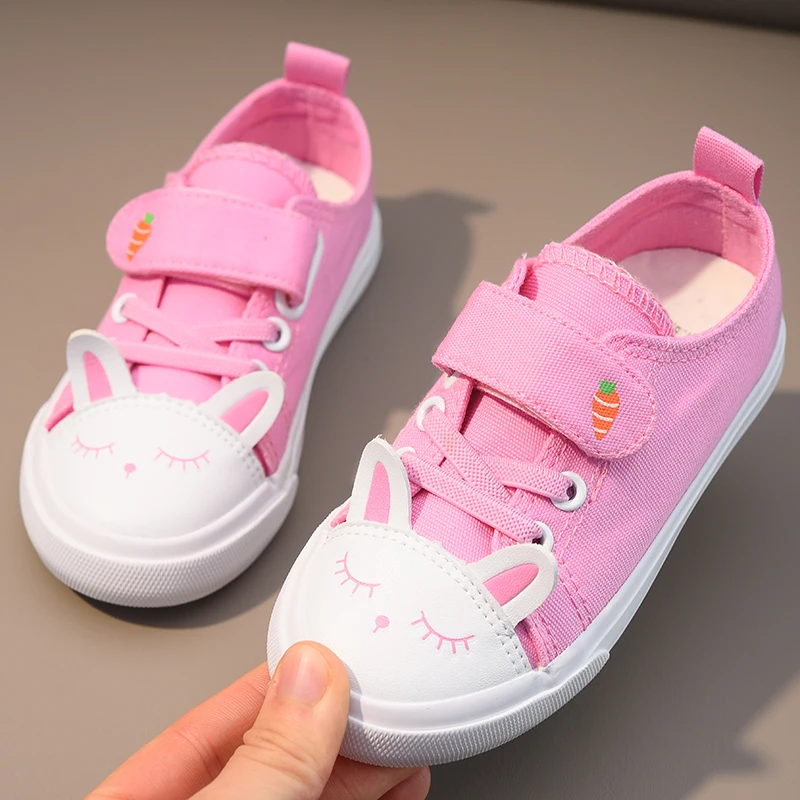 Girls' canvas shoes, spring and autumn cartoon fabric shoes, versatile and stylish single shoes for baby girls, breathable and c