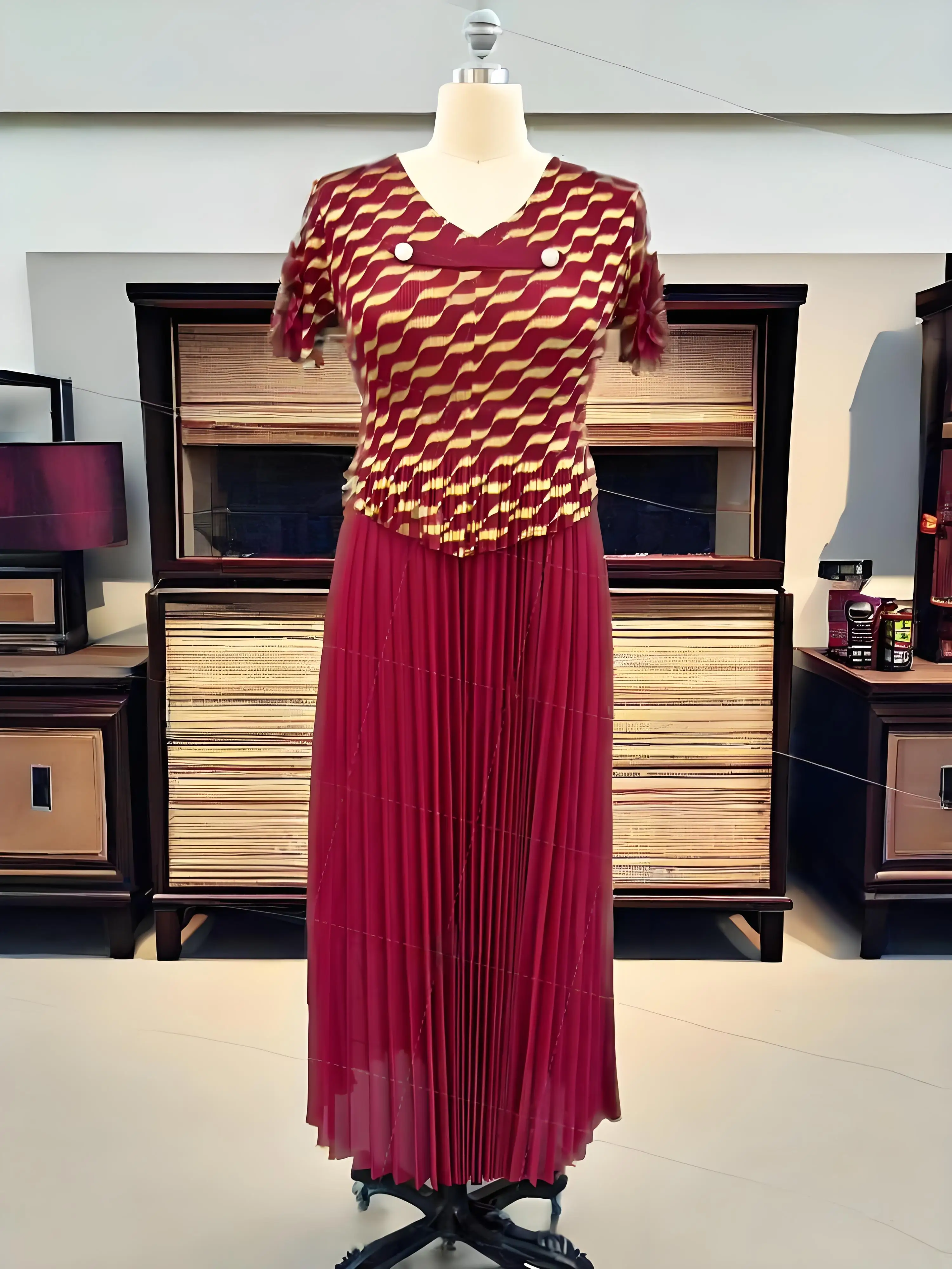 

Miyake Large-size Women's Pleated Dress, Bronzing Fake Two-piece Pleated Skirt, Light Mature Wind Waist Long Dress, Light Luxury