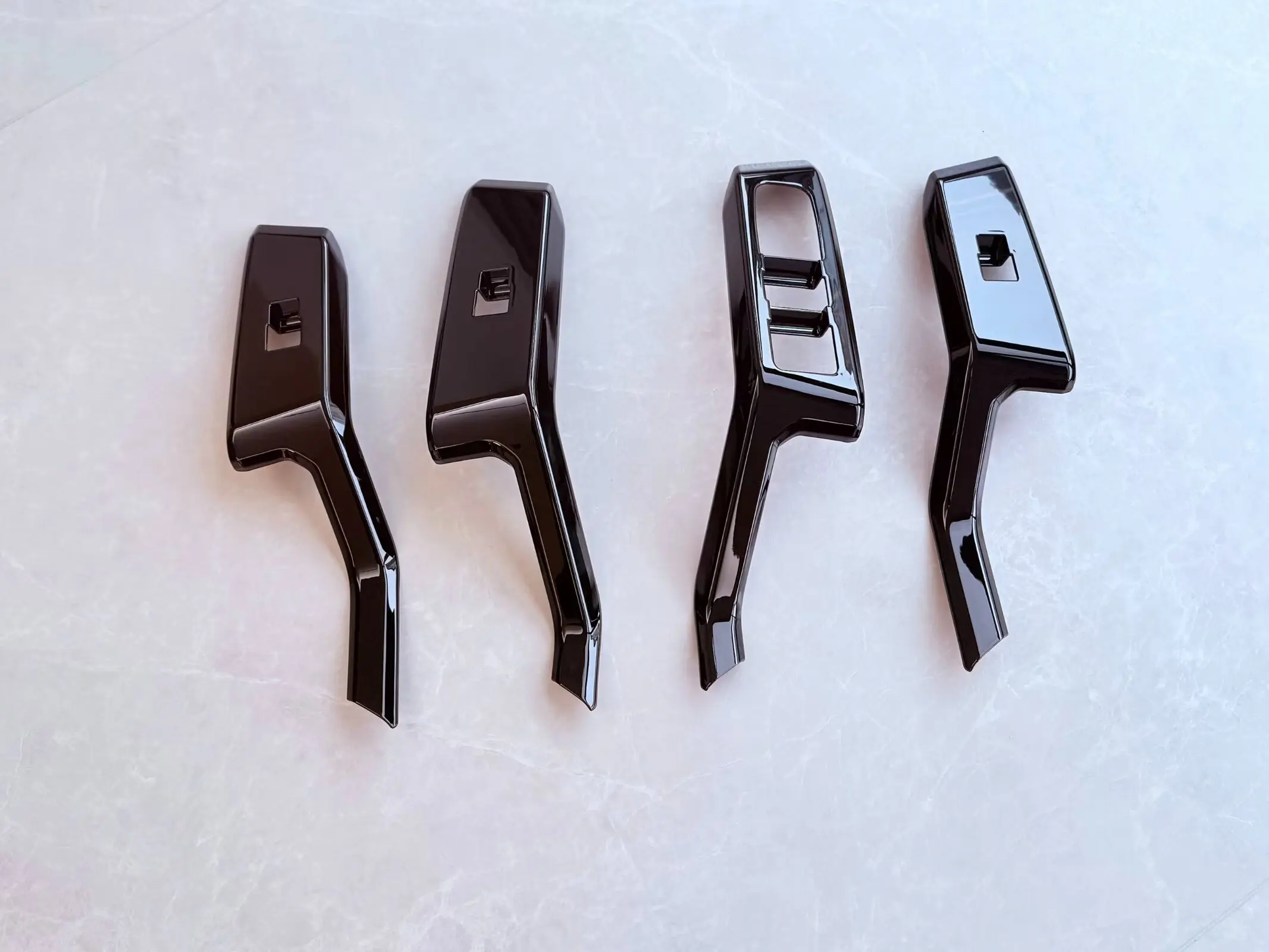 

Car Interior trim sticker, window button trim for RAV4 AT right hand drive 2026 ABS