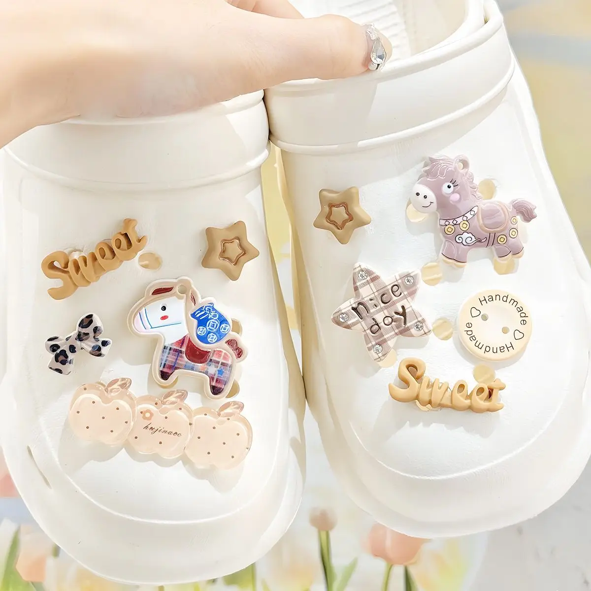 10Pcs Wealth‑Theme Cartoon Shoe Charms Lovely Fortune‑Style Detachable DIY Shoe Decor Ornaments for Clogs Bubble Slides Sandals