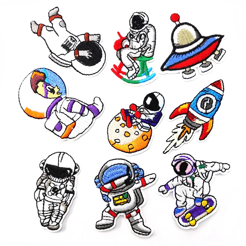 Astronaut DIY Patches Embroidery For T-Shirt Iron On Appliques Clothes Jeans Stickers Badges Parche UFO Rocket