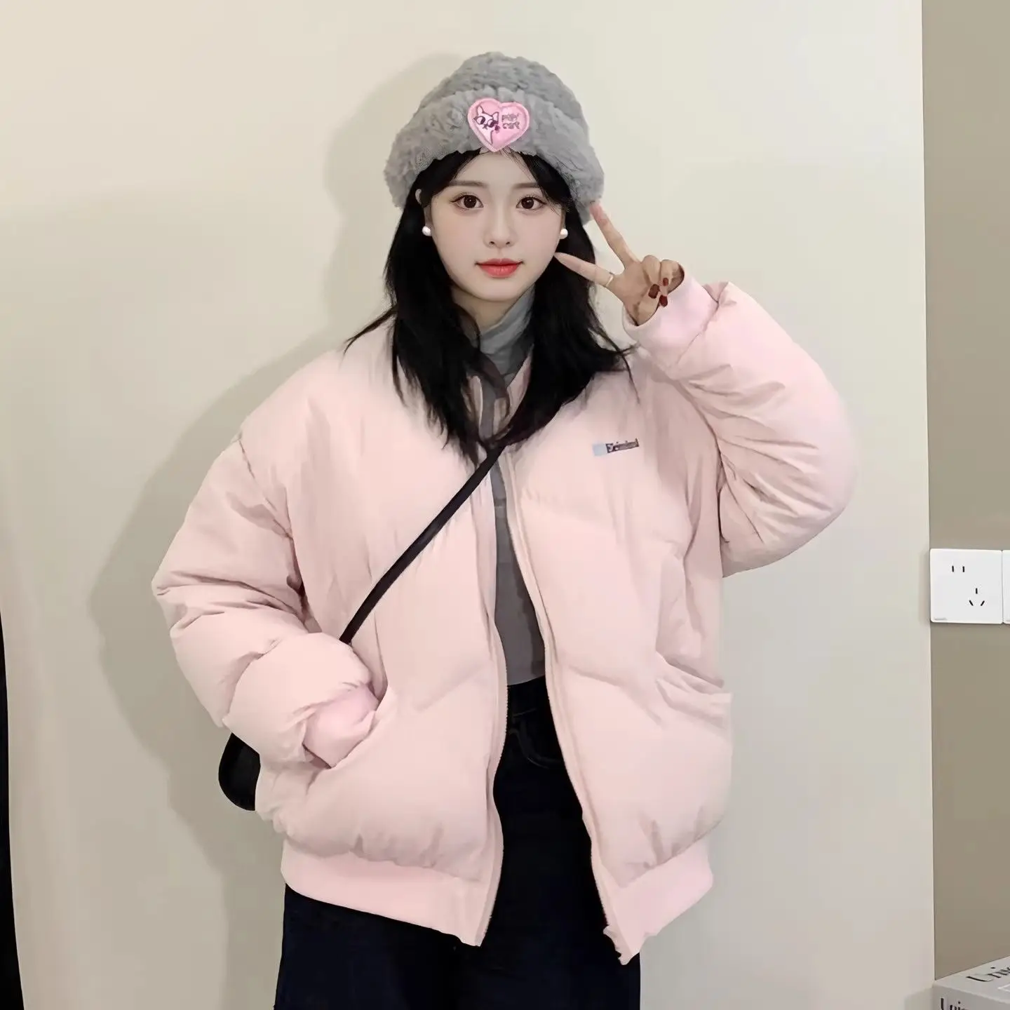 

Parka Real Fox Fur Woman Womens Sporty Athletic Active Dynamic Energetic Vigorous Lively Sprightly Spirited Animated Vivacious