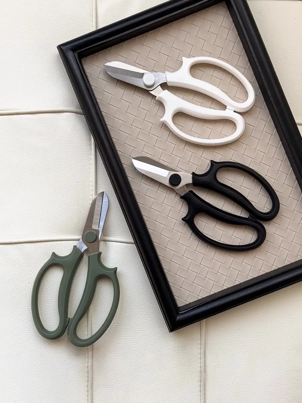 مقص الأزهار المريح من Livetai - مقصات تقليم الحدائق الممتازة للبستنة الاحترافية وترتيب الزهور