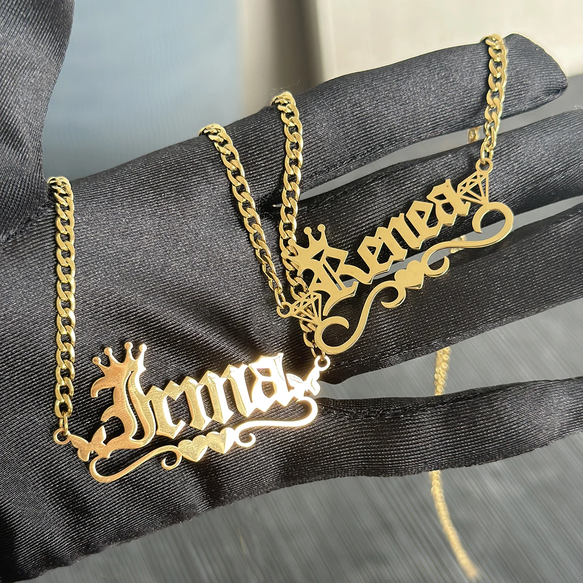 Custom Old English Name Necklace Personalized Custom Love Butterfly Name Necklace 18K Gold Cuban Chain Famous Brand Necklace