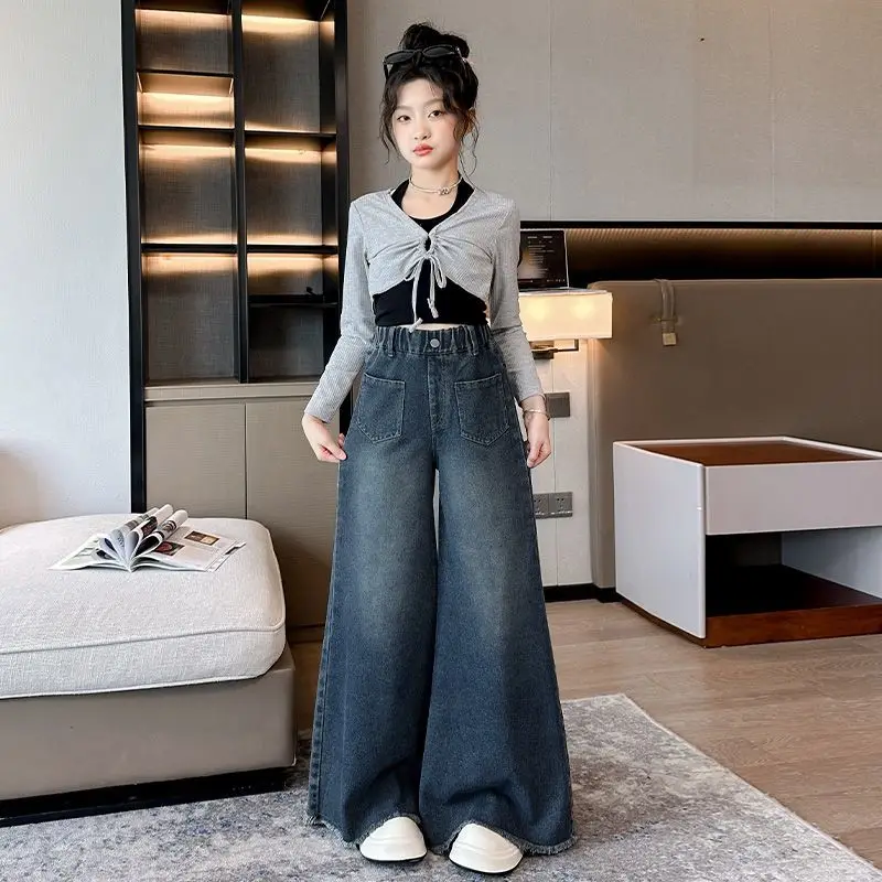 High-Waisted Wide-Leg Jeans for Kids - Spring/Fall Multi-Season Design with Pockets, Slimming Fit, Frayed Hem & Wide Cuffs