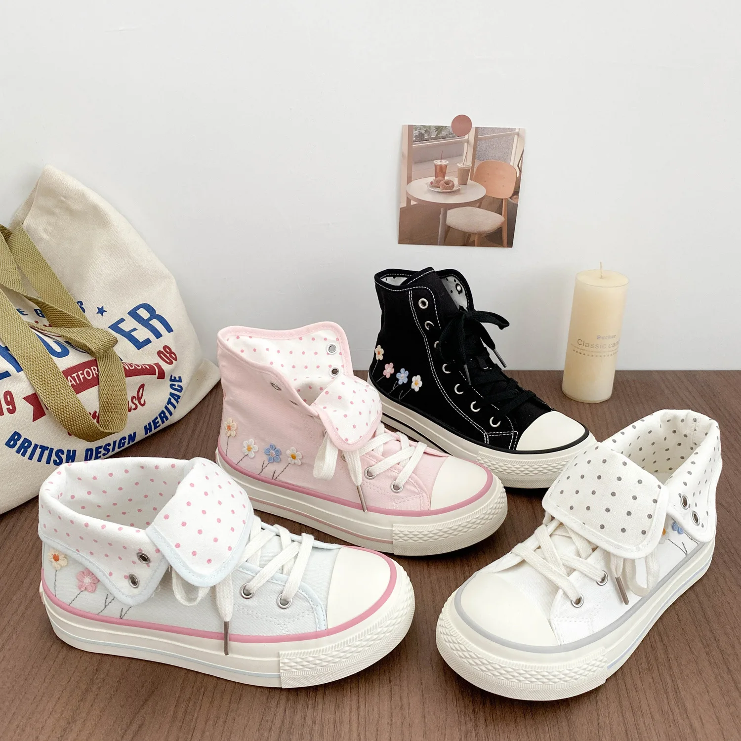 Canvas Sneaker High - 2026年レディースレトロハイカットキャンバススニーカー、花柄刺繍入り、ピンク、学生向けカジュアル、四季対応、水玉柄裏地、ブラック