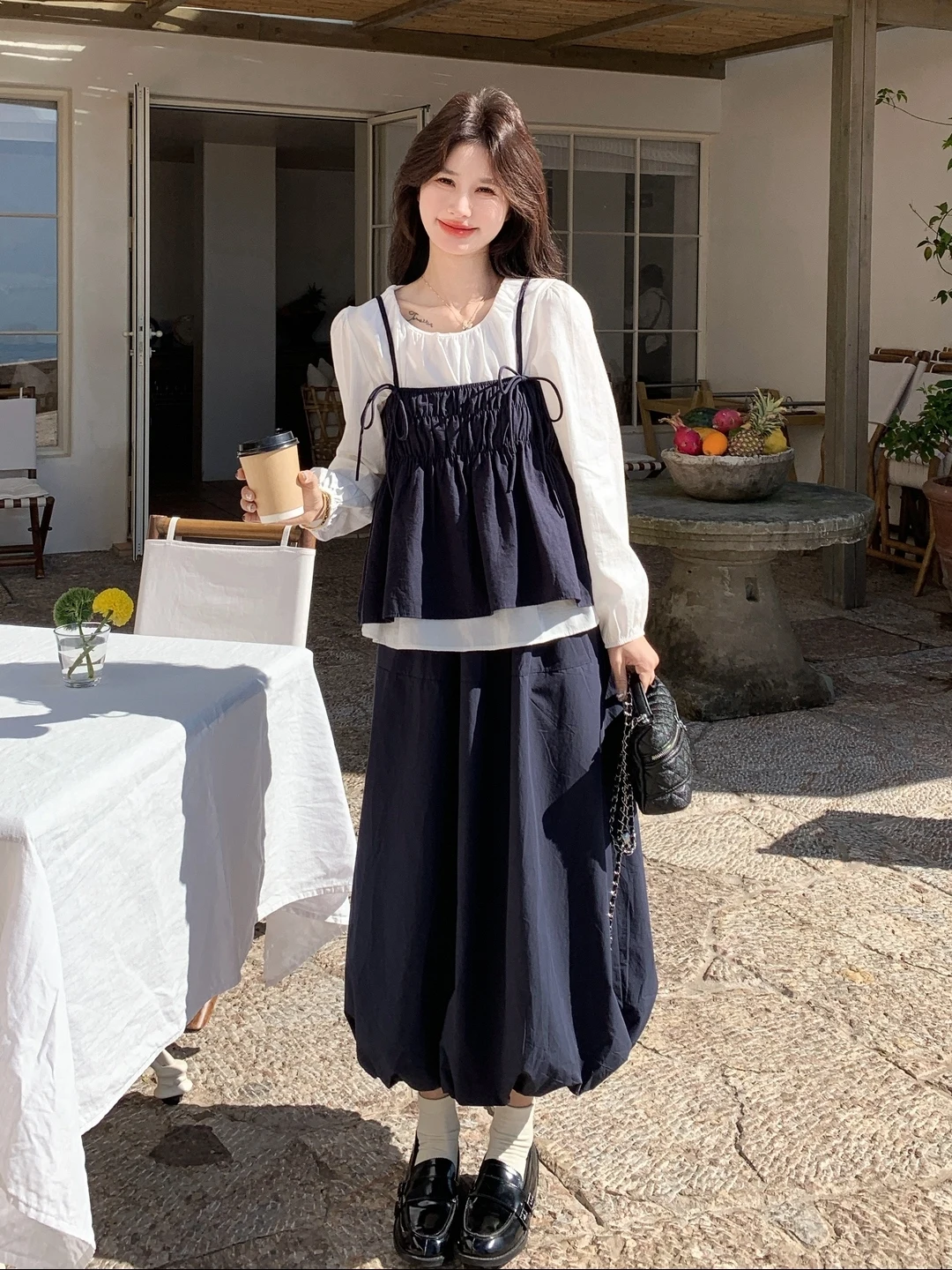 

Модный женский комплект из трех предметов: топ на бретельках, юбка-полусолнце с цветочным принтом и рубашка в стиле Sweet Girl, темно-синий, весна-осень, новинка