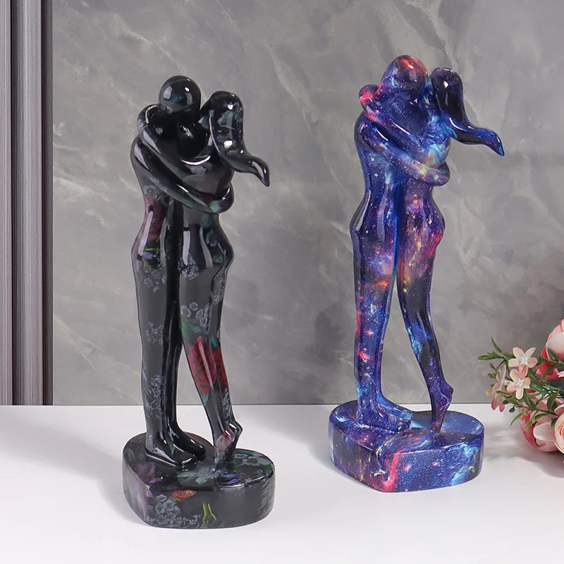Resin Couple Embracing and Kissing Figurine, Home Decor Cabinet Ornament, Wedding and Valentine's Day Decorative Gift