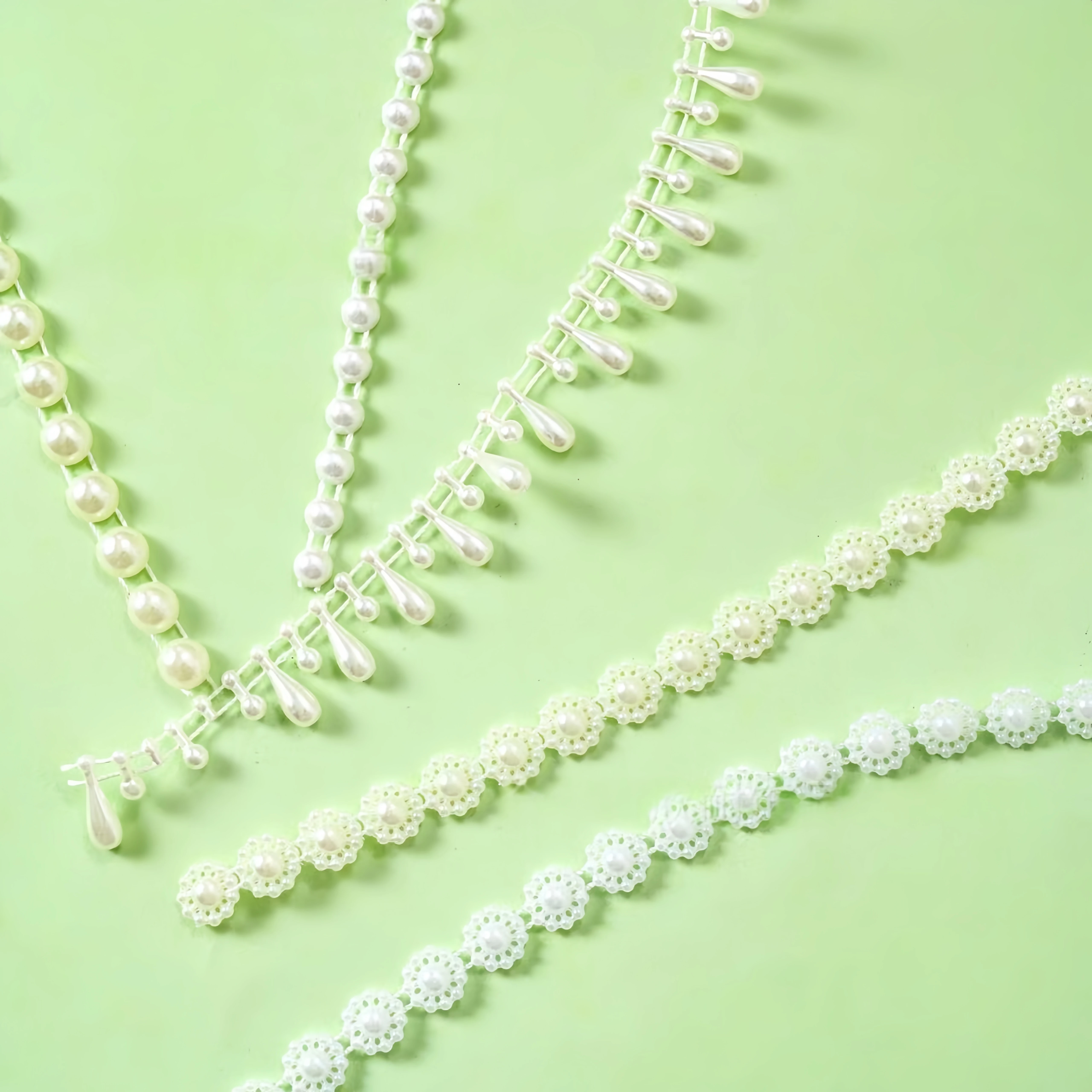 Hot Sale 25 Meters Beige/ White Fishing Line Artificial Pearls Sunflower Chain Garland For Wedding Bridal Bouquet Decoration