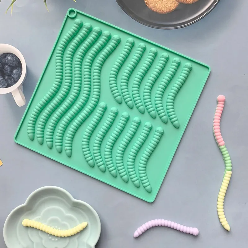 Random Color Silicone Mold Worm Shaped Soft Candy Mould DIY Making Tray For Chocolate Pudding Biscuit Ice Handmade Dessert Tool