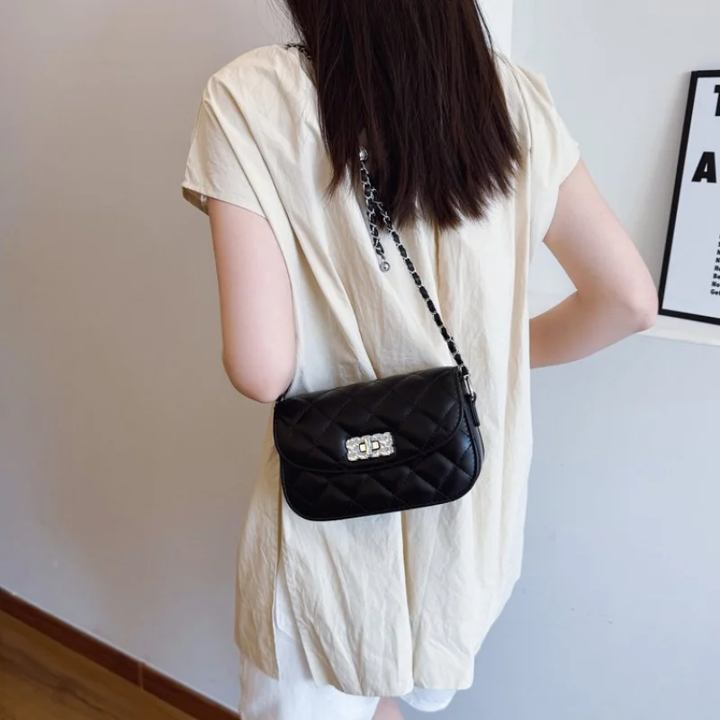 

Superior Women's Crossbody-Bag Crafted From Cowhide Leather Boasting High-End Malta Famous Spacious Soft Look