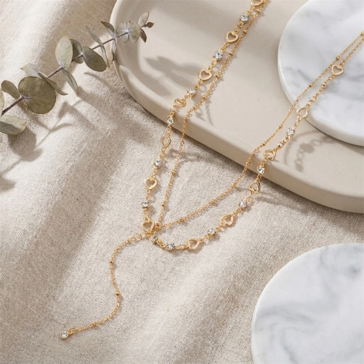 Elegante Französische Halskette mit Hohlem Herz, Runden Strasssteinen und Y-förmiger Quaste für Damen, Modische Geometrische Dünne Kette, Choker-Schmuck – Detail 21