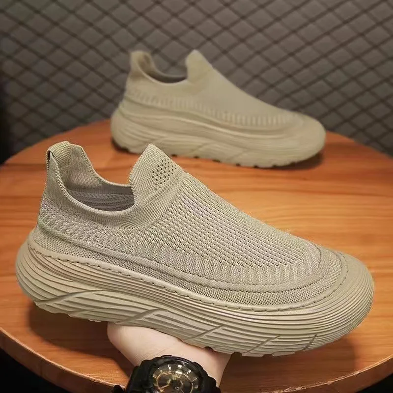 

Men's Sneakers Knitted Casual Shoes 2026 Black Soft Sole Male Running Shoes Outdoor Platform Shoe Slip on Mesh Men Shoes Zapatos