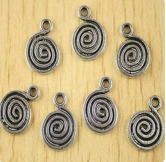 

30pcs 17.9x13.4mm Tibetan silver snail design charms for jewelry findings HWH2670