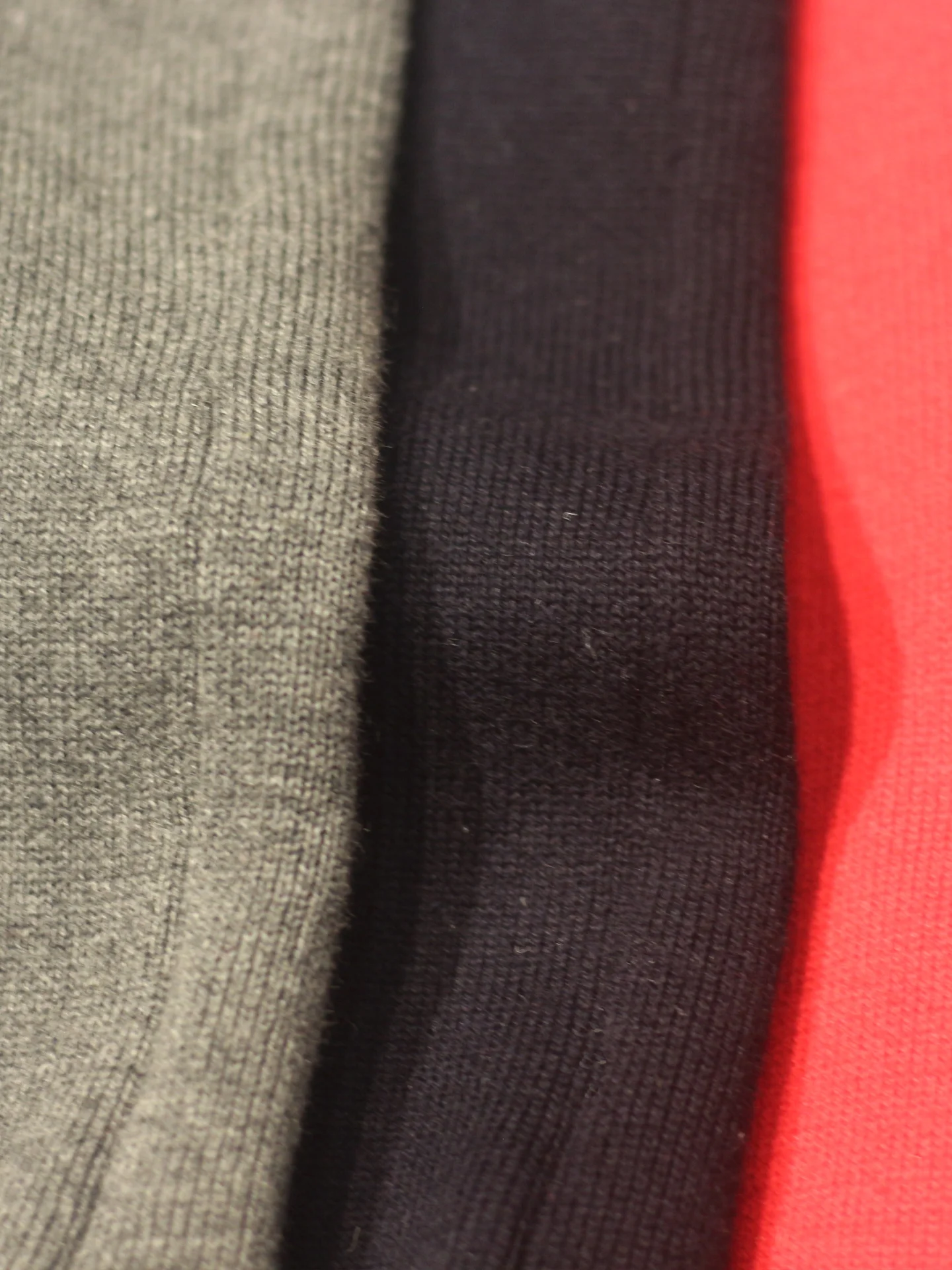 High-End V-Ne Knitted Cardigan College Sle Four-Bar Little Dog Design Casual Wool Blend Long Sve Sweater for Men And W...