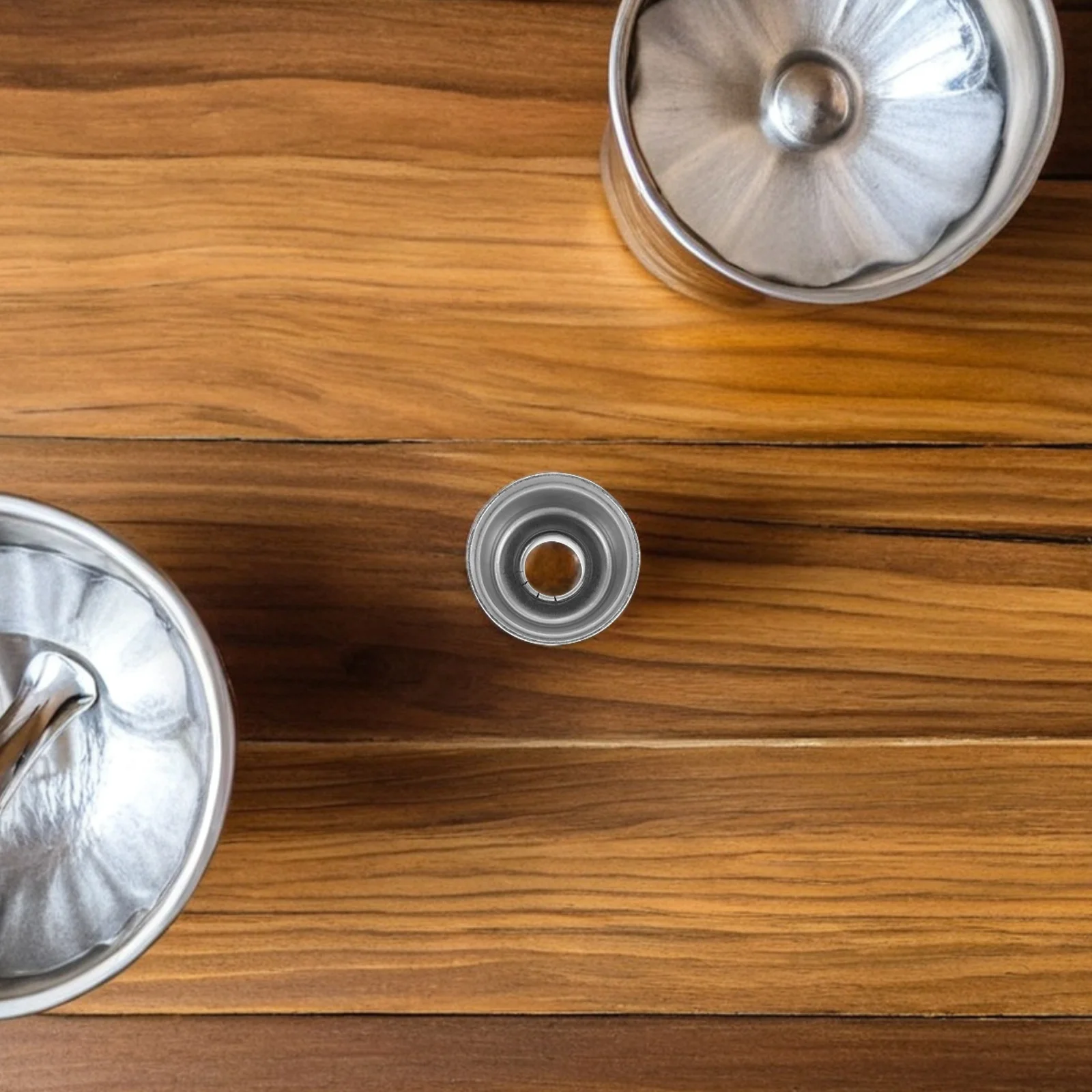 

Beer Bottle Capper Manual Bottle Cap Press Tool Tight Fit Portable for Home Brewing Compatible with Multiple Beer Caps