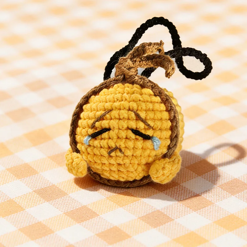 

Hand-crocheted soybean keychain,Amigurumi customizable colors, small gift for people who don't want to go to work