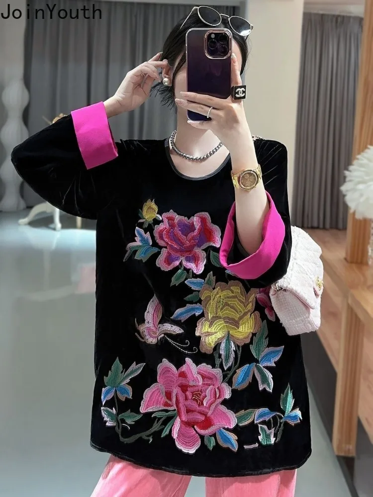 Temperament Ladies Tops Vintage Blouse Women Chinese Style O-neck Long Sleeve Oversized Tops Velvet Embroidery Shirts Blouses