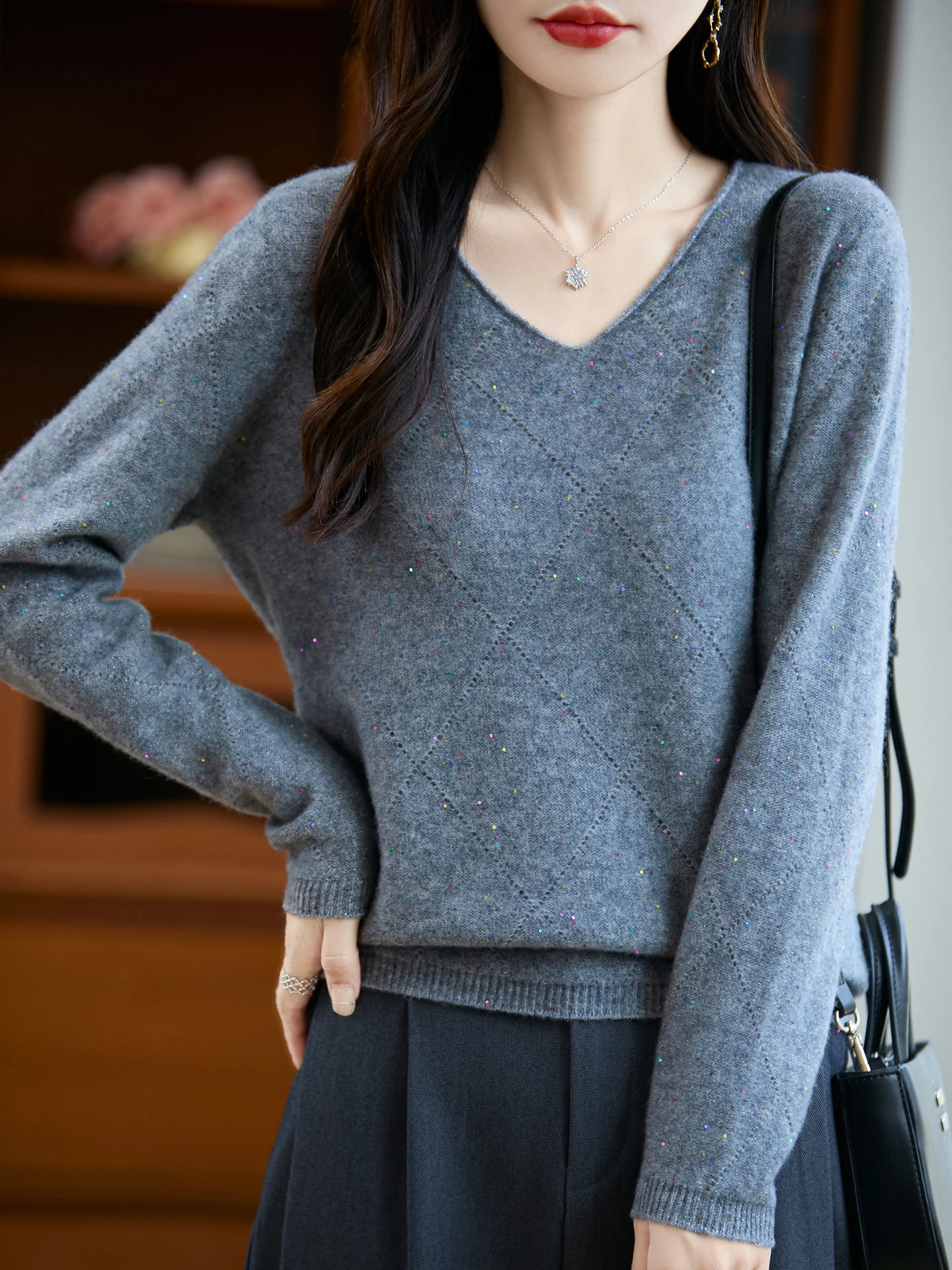 

Женский свитер с V-образным вырезом из 100% мериносовой шерсти, однотонный, с ажурным узором, приятный к телу, модный вязаный топ для осени и зимы