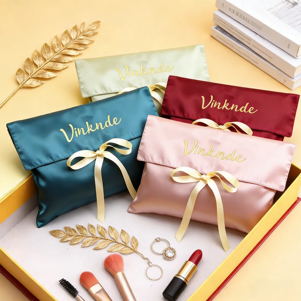 

100Pcs Custom Logo Silk Satin Envelope Pouch Book Suit Clothes Storage Dust Luxury Flap Bag With Ribbon Wedding Gift Decoration