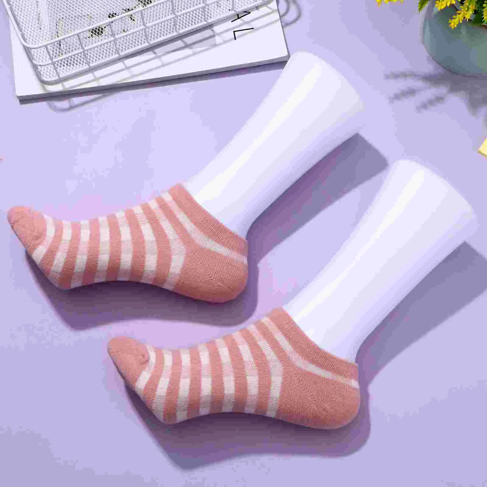 2 Pcs Foot Mold Props Shoe Shelves Form Fake Mannequin Underwear Feet Shoes Support Female Plastic Socks Model