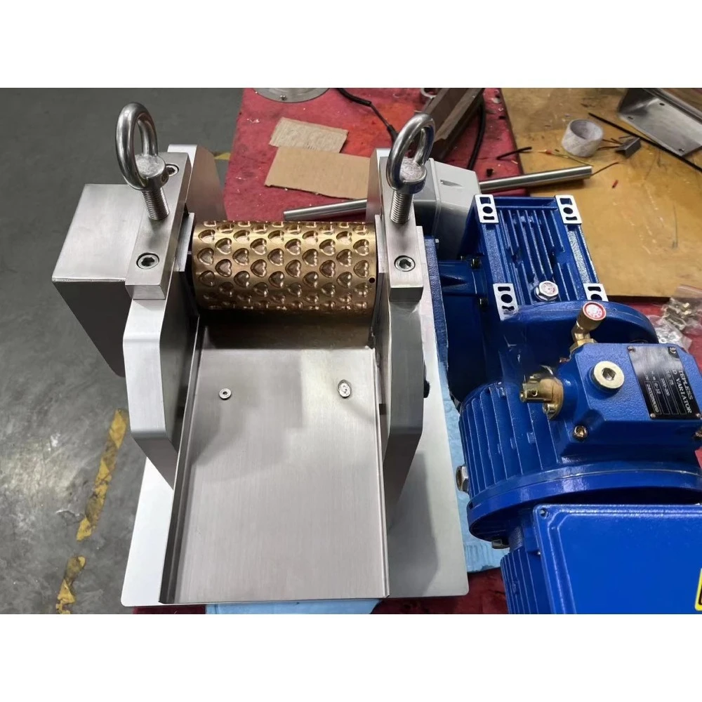 New commercial semi-automatic hard candy machine, with a production capacity of 20-40 kg/hour, electric