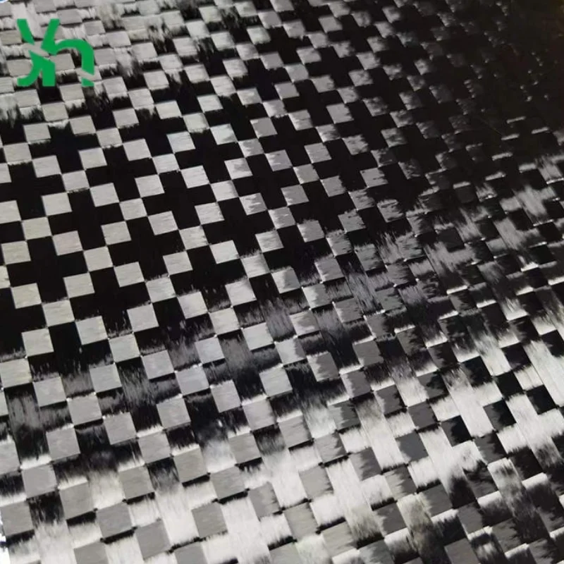 قماش من ألياف الكربون خفيف الوزن للغاية 12K 200 جرام - سحب منتشر لألواح هيكل السيارة الرياضية عالية الأداء