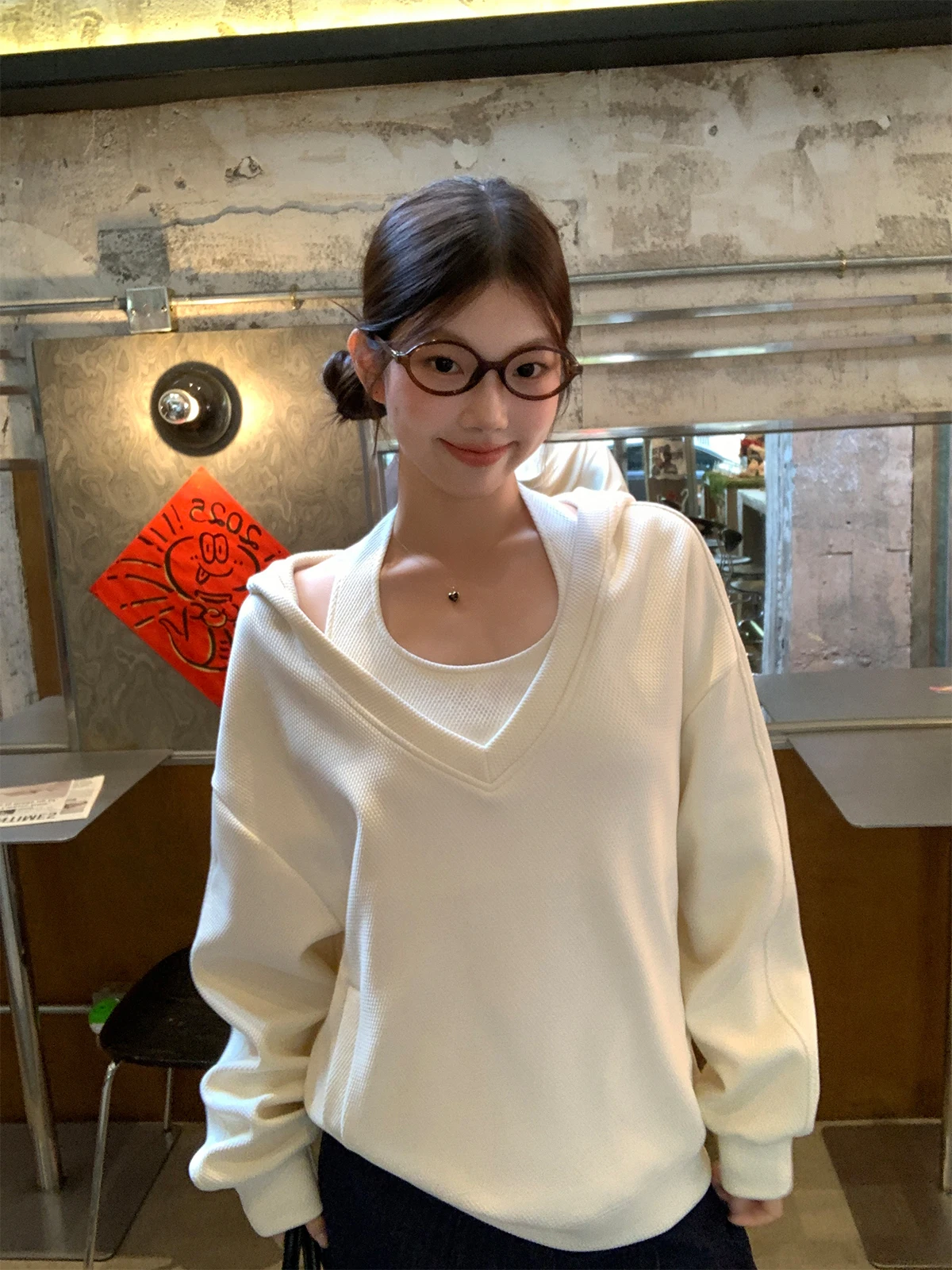 

MoNing Korean Sle Women's Svel Vest with Nelace Design Spring Faionable Lazy Top Long Sve Hoodie Casual Wear