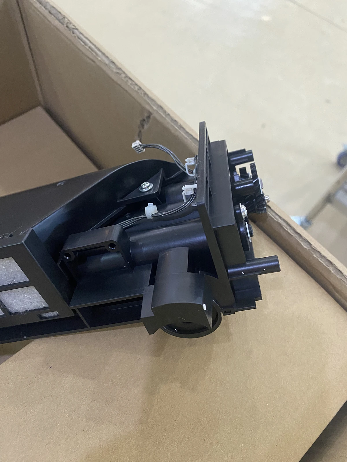 

90% оригинальный блок разработчика DV411 для Konica Minolta Bh223 Bh363 Bh283 Bh423 Блок обработки изображений Не содержит разработчик