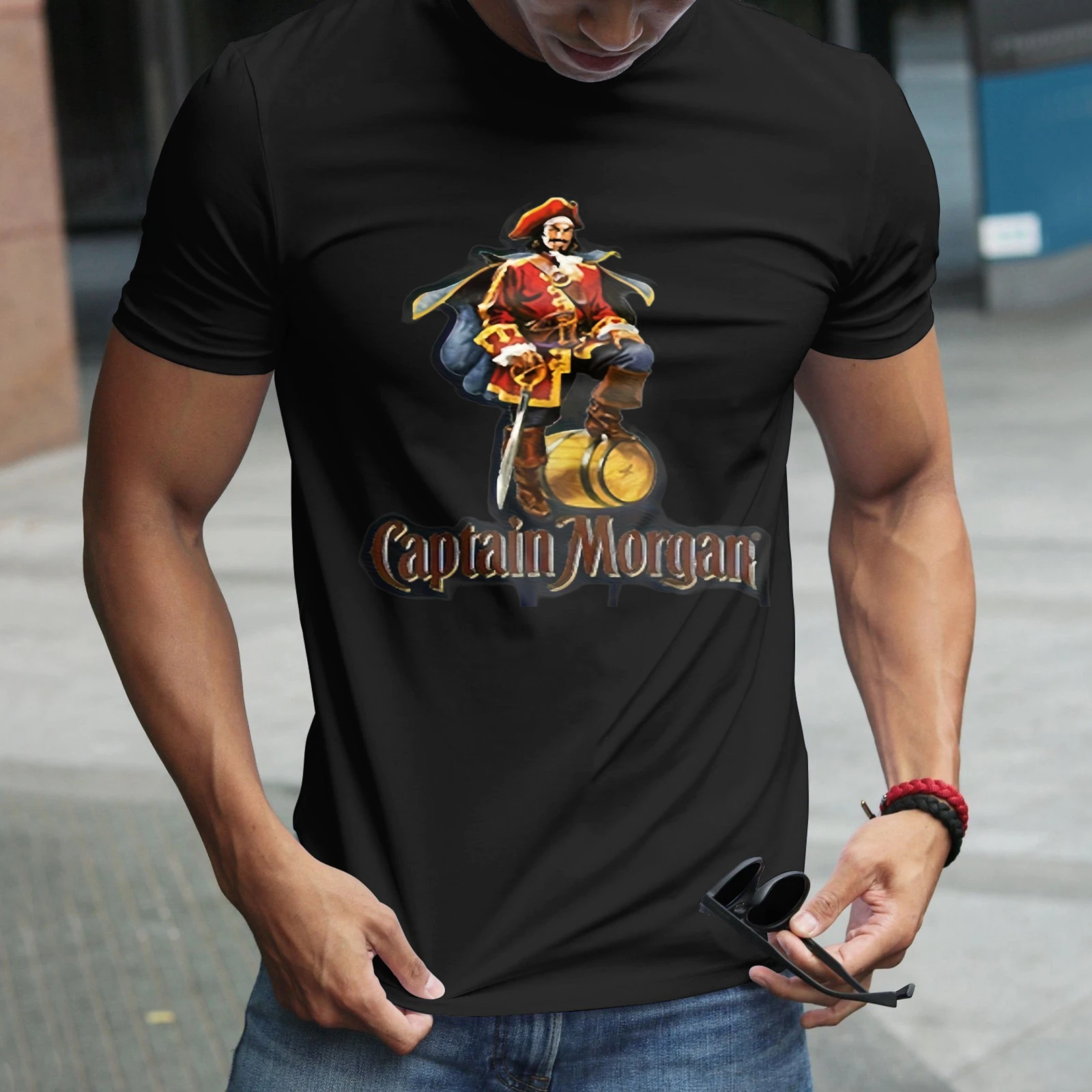 1PC Captain Morgan Pirate Logo Grafikdruck auf schwarzem T-Shirt, modisches Cartoon-bedrucktes Herren-T-Shirt, lässiger Street-Style, Rundhalsausschnitt, kurze Ärmel, tägliches Urlaubsoutfit