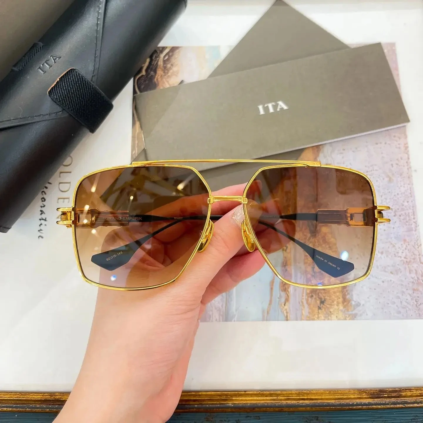 

Original LIANGCHENDITA DTS159 Casual Gradient Polarized Men Sunglasses Trendy Top Quality Square Luxury Women Couple Eyewear