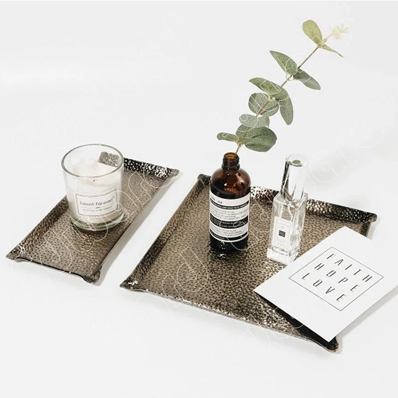 

Creative Nordic Tray Stainless Steel Trays Hammer Pattern Square Tray Packaging Snack Plate Dessert Desktop Jewelry Storage Tray