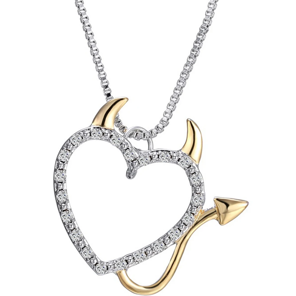

Rhinestone Necklace for Women Heart Pendant Chain Jewelry Gift Mom Christmas Party Accessories Delicate Clavicle