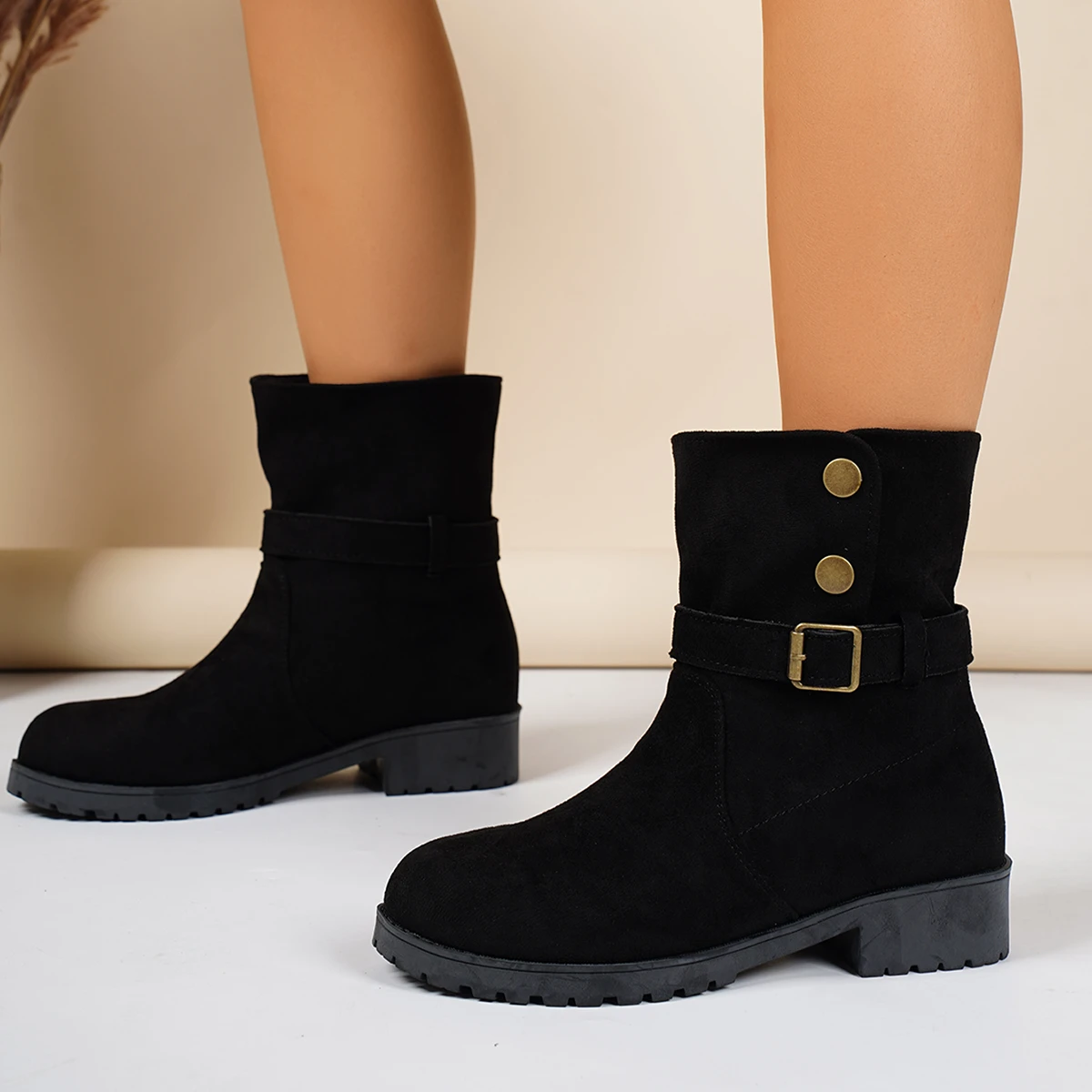 النساء أحذية الخريف الشتاء موضة دافئة عادية مريحة الثلوج أحذية النساء ليوبارد طباعة كعب مسطح جولة تو أحذية الموضة النساء