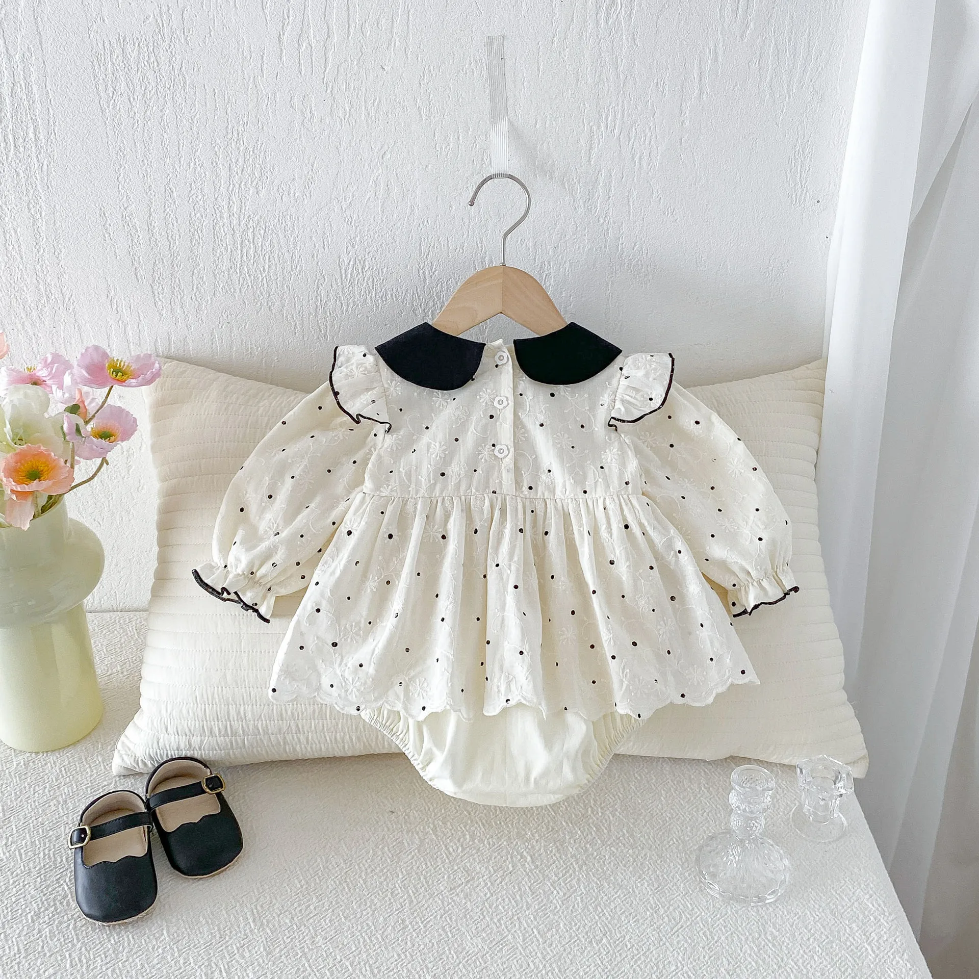 Korean Version Baby Autumn New Bag Fart Clothes Temperament Wave Point Lace Baby Girl Jumpsuit for Infants and Young Children 3