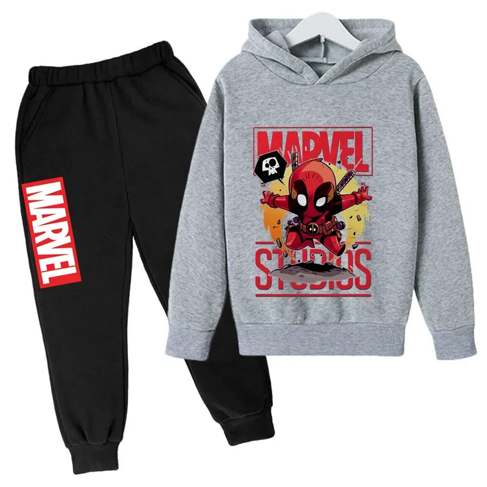 

Marvel The Avengers Superhero Deadpool Sweatshirt Disney Cartoon Hoodies Women Casual Pullover Tops Harajuku Aesthetic Clothes