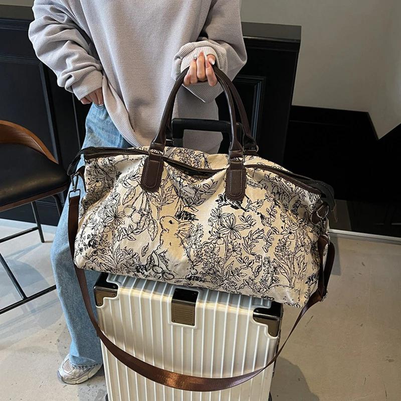 السببية المرأة الصالة الرياضية اللياقة البدنية حقيبة مطبوعة سعة كبيرة السفر الرياضة اليوغا الكتف حقيبة كروسبودي التسوق في الهواء الطلق حقيبة الأمتعة