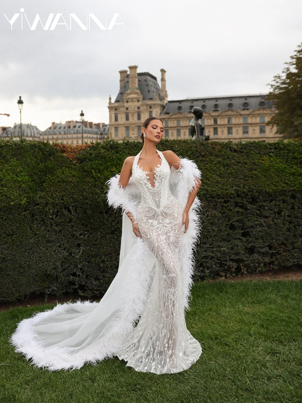 Heavy Beaded Luxury Wedding Dress Feathered Shawl Halter Mermaid Bridal Gown Customized Dreamy Illusion Long Dresses For Bride
