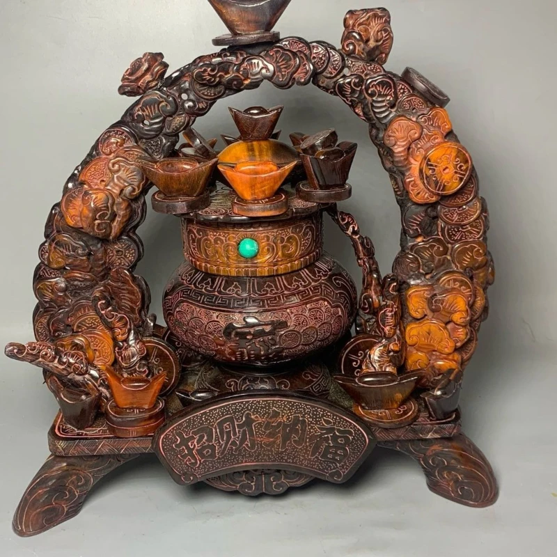 

Old collection treasures pure hand-carved old horn ornament Lucky Nafu pure hand-carved