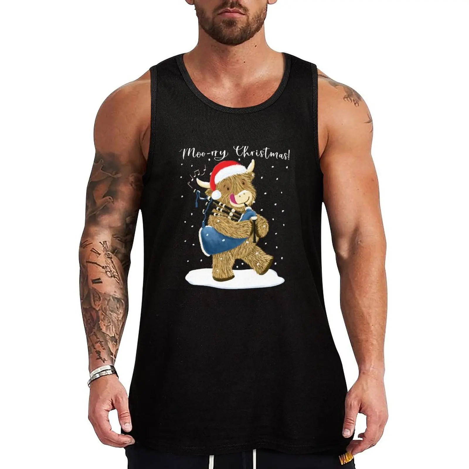 

Scottish Highland Cow Plays Merry Christmas On His Bagpipes Tank Top Gym T-shirts for men muscular man T-shirt male
