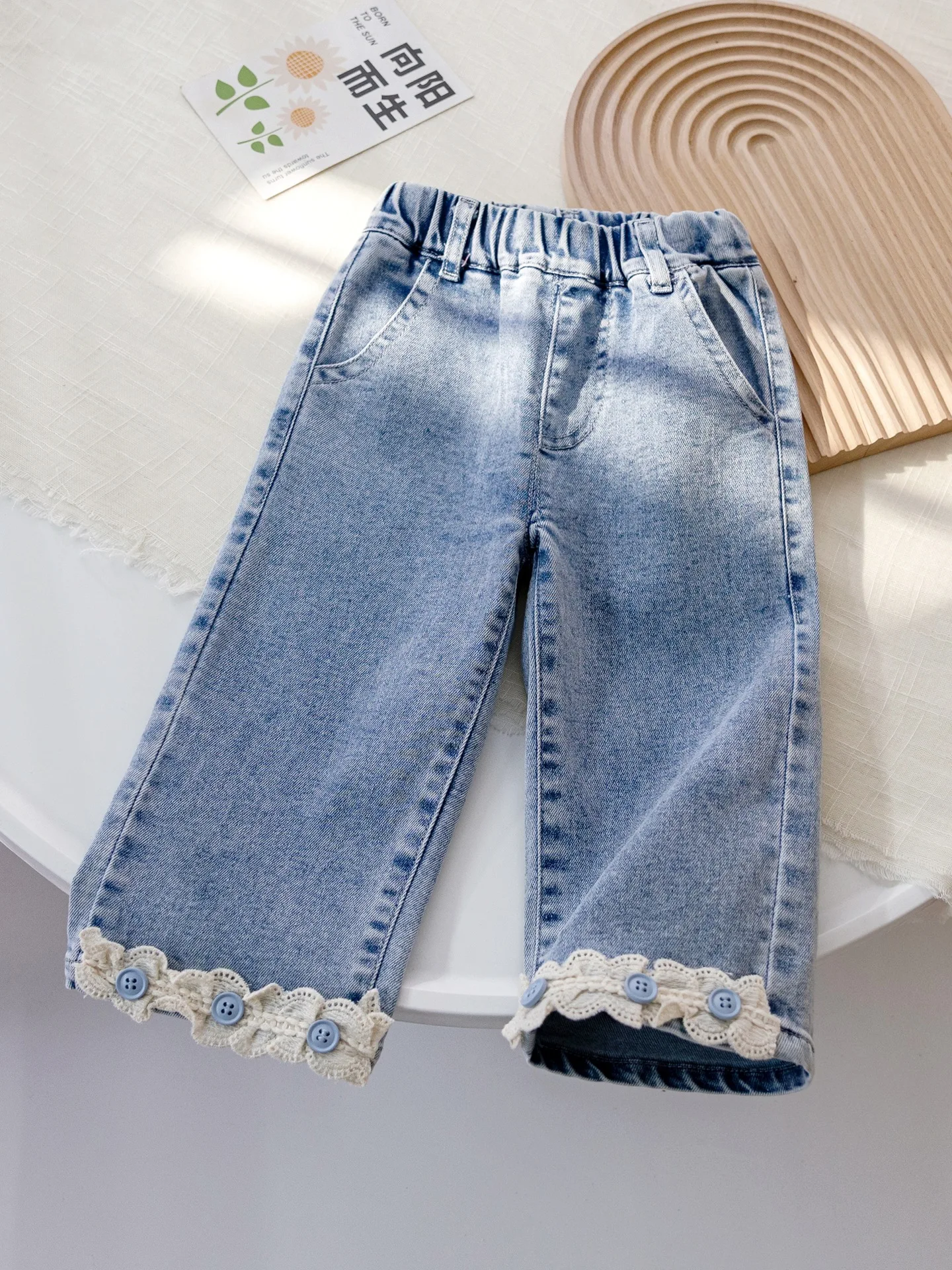 

Autumn New Girls' Jeans Korean Style Fashion Lace Button Loose Wide Leg Pants Baby Girls High Waist Denim Pants 2025