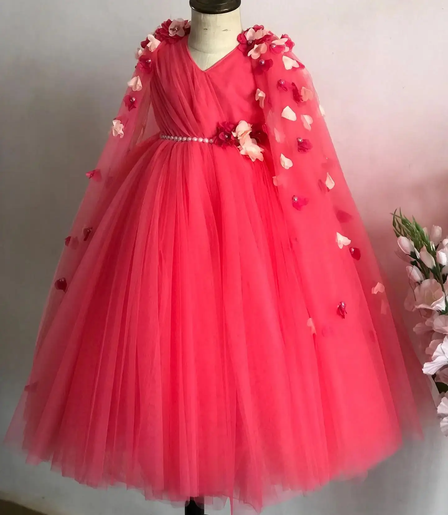 Watermelon Red Flower Girl Dresses With Cape Floral Pearls Girls Birthday Gowns Floor Length First Communion Dress Photography