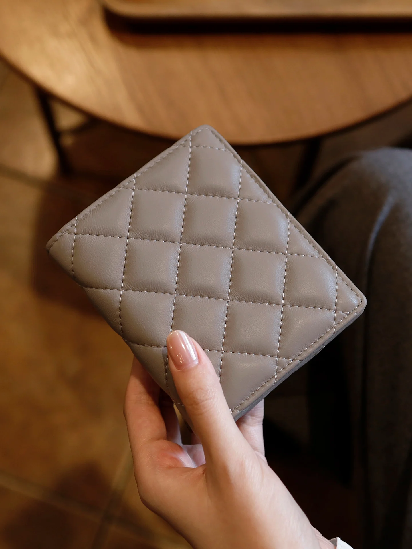 2026 New Short Genuine Leather Wallet Women's Sheepskin Money Clip Multi-Card Holder Portable Document Storage Bag
