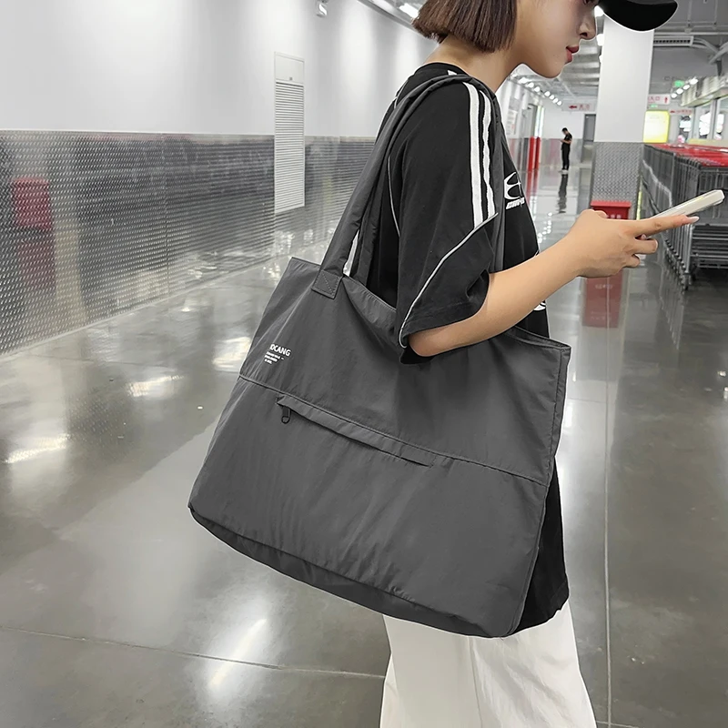 Minimalism Large Capacity Women\'s Tote Bag Waterproof Easy to Maintain Nylon Shoulder Bags for Women Lightweight Shopping Bag