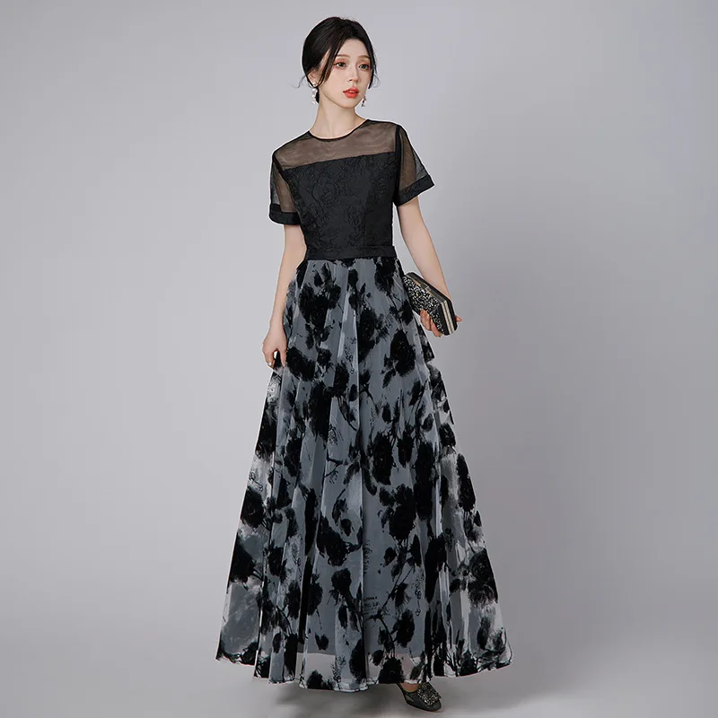 

European and American Dress 2026 Summer New Retro Waist Cinching Slimming Black Lace Patchwork Elegant Temperament Dress