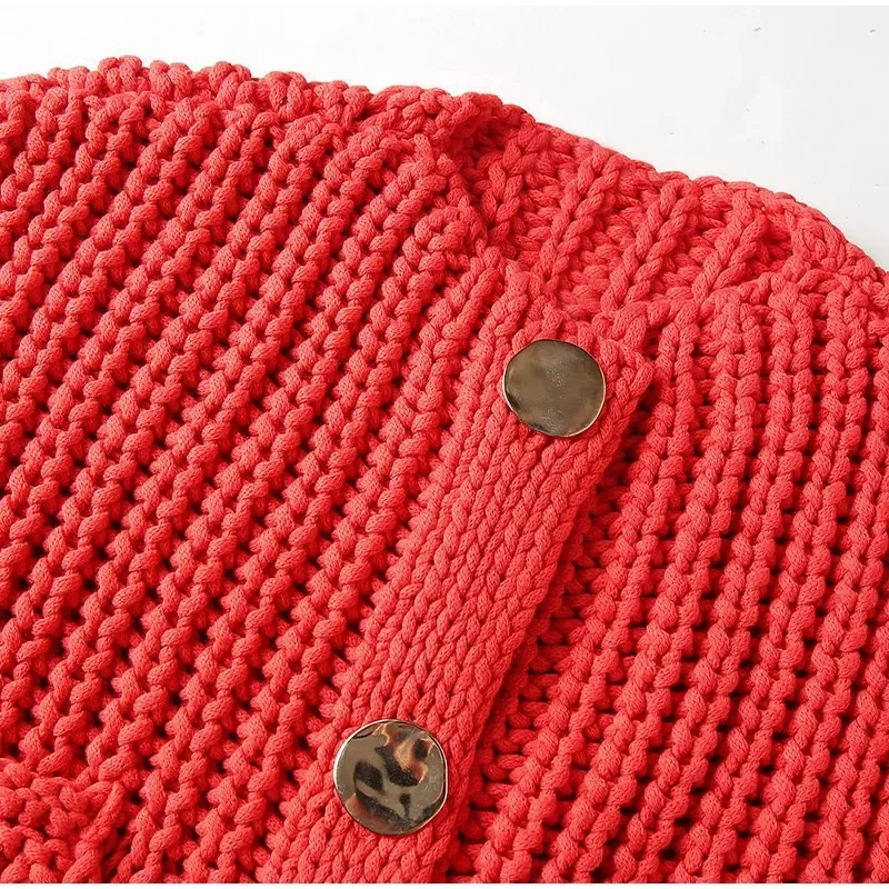 Fashion Solid O-neck Knitted Vest Women 2024 Spring Summer Sleeveless Single Breasted Pockets Vests Female High Street Chic Tops