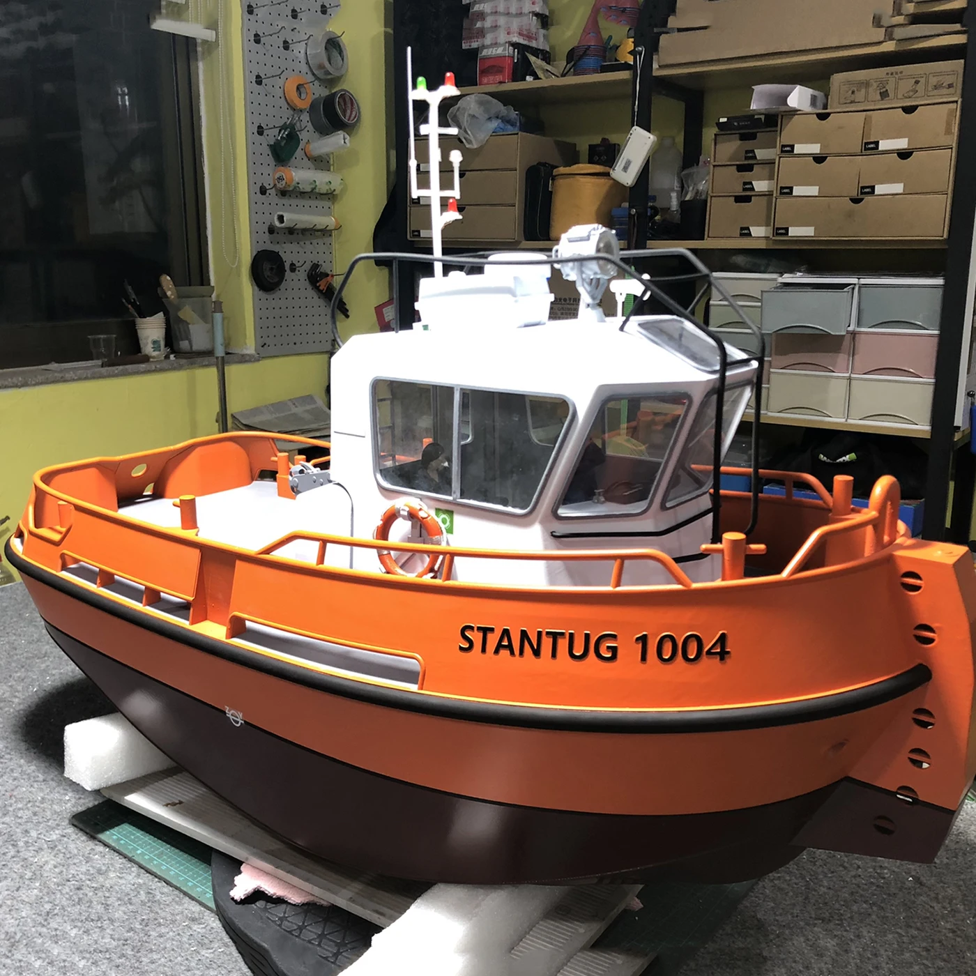 

1/14 RC Boat 76cm Brushless Motor Damen 1004 Remote Control Tugboat Simulation 3D Printed RC Boat Model RTR Boy Toy