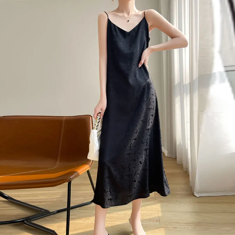 Summer New women's Dress With Suspenders Acetate Satin Long Skirt Is Fashionable And Feminine